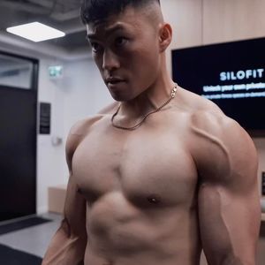 Meet your Posher, Eric